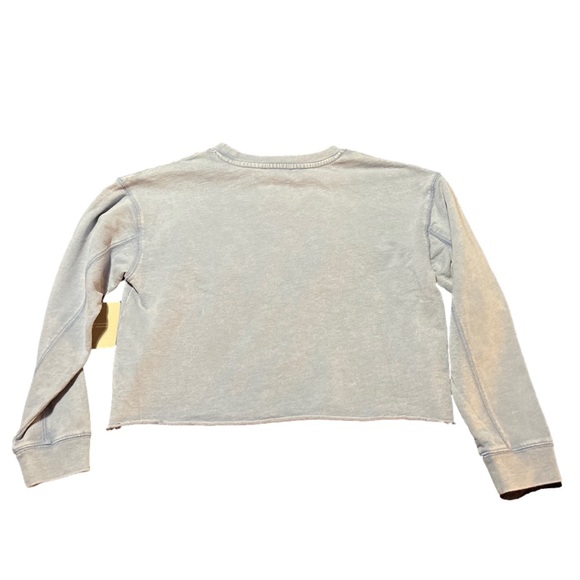 COPY - Cropped Sweatshirt - Picture 2 of 3